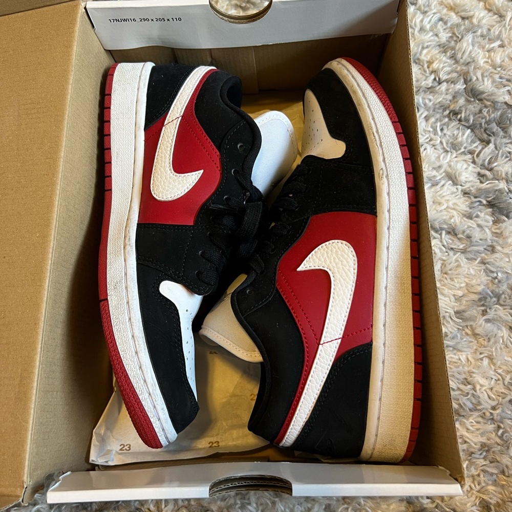 Nike Air Jordan 1 Low Red and Black W 9
